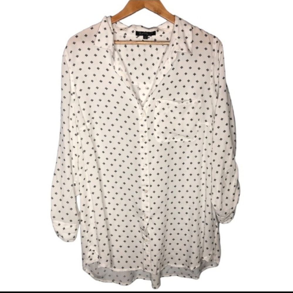 Velvet Heart Button Front Top Size 1X
